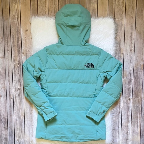 The North Face Women’s Corefire Down Jacket In Wasabi - Picture 7 of 10
